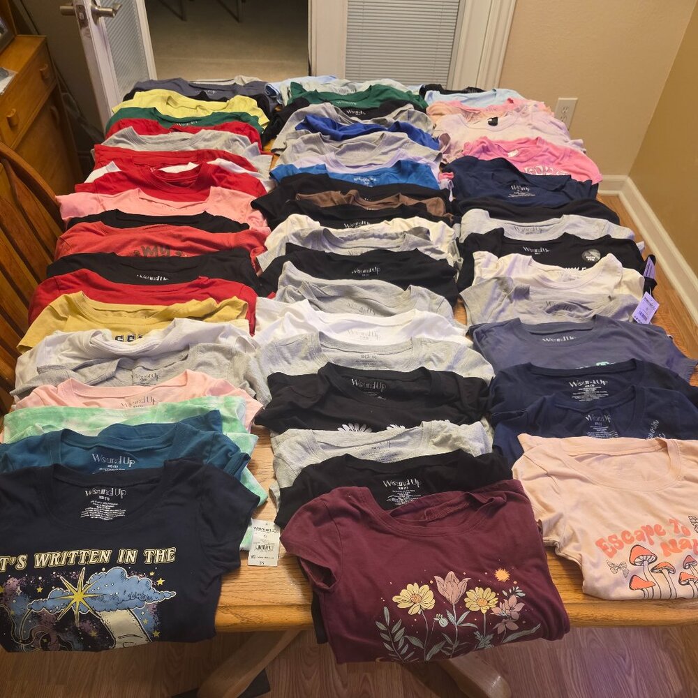 60 Wound Up T-shirt Bundle S & XS like new Fun Shirts perfect for back to school